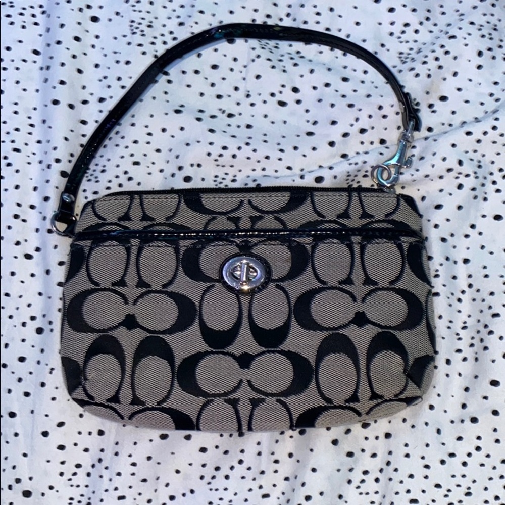 Wristlet